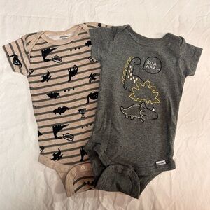 Gerber Dinosaur Bodysuit Set - Gray and Tan